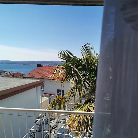 Del Mare *